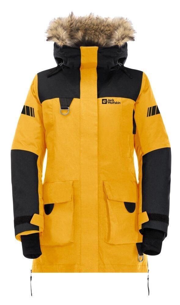 1995 SERIES PARKA W:
**Villi 95-sarjan parkatakki naisille, talven taikaa ja lämpöä jokaiselle seikkailulle.**